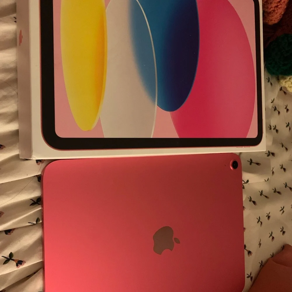Apple pink ipad